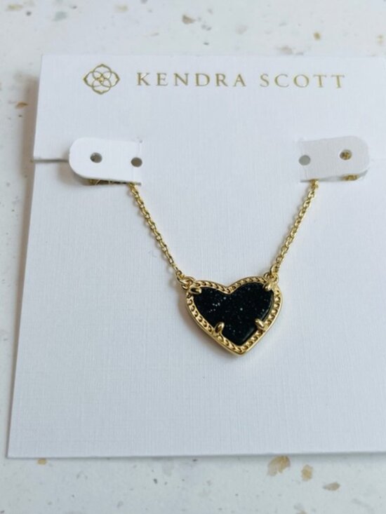Kendra Scott Jewelry - Kendra Scott Ari Heart Black Drusy Necklace